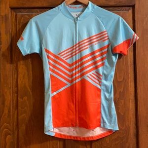 Like new Pearl Izumi cycling top